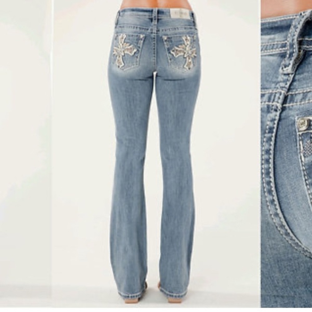 NWT! Miss Me Elora Cross Bootcut Jeans